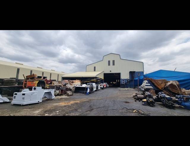 3,500M² FACTORY FOR SALE IN ANDERBOLT